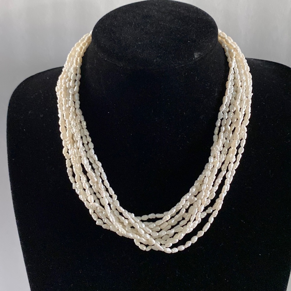 COPY - Vintage 10 strands pearl necklace. N11